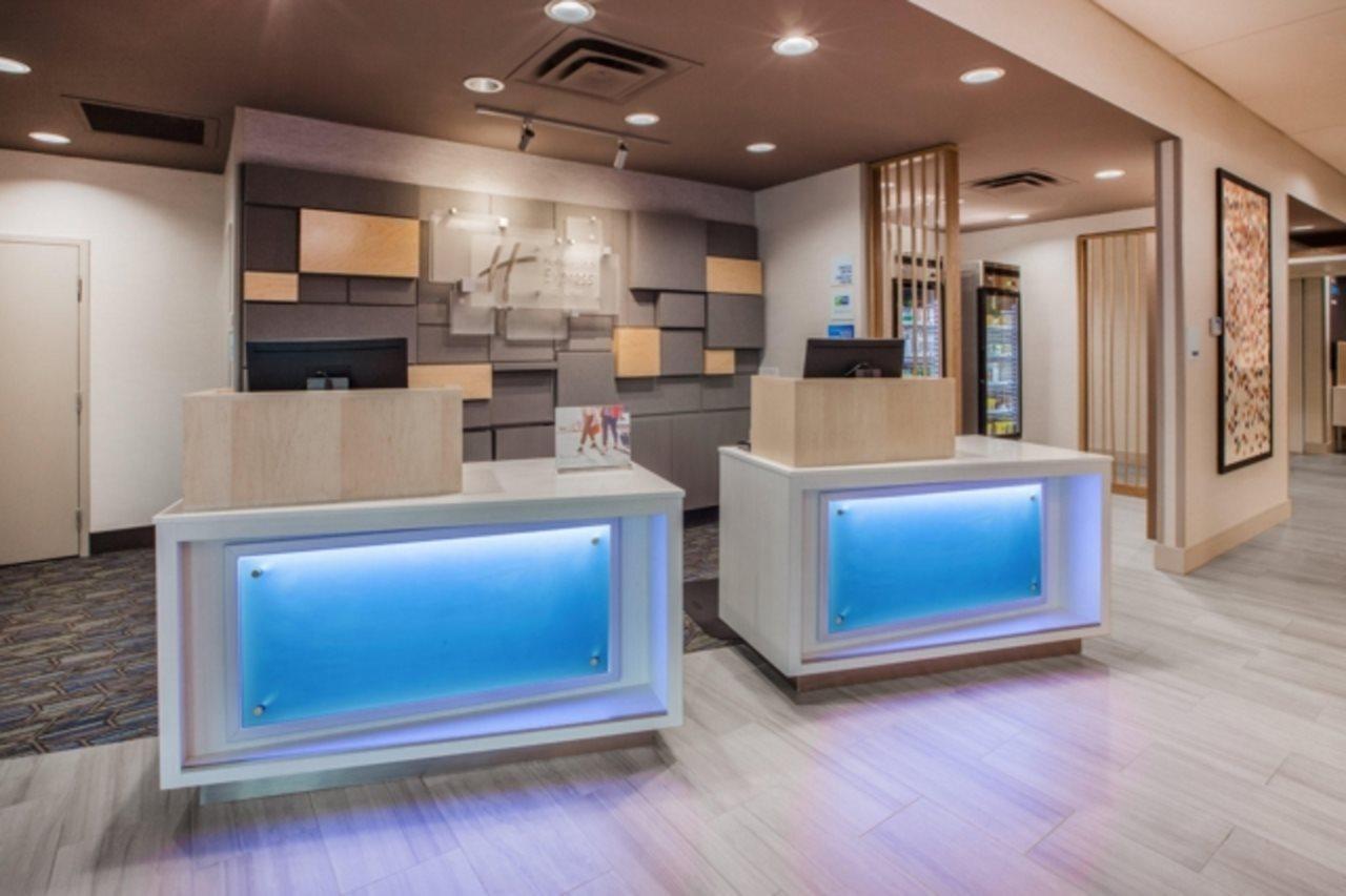 Holiday Inn Express & Suites - Cedar Springs - Grand Rapids N By Ihg Dış mekan fotoğraf